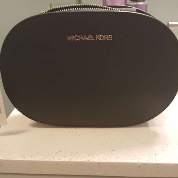 Michael Kors swing bag - Picture 5 of 5